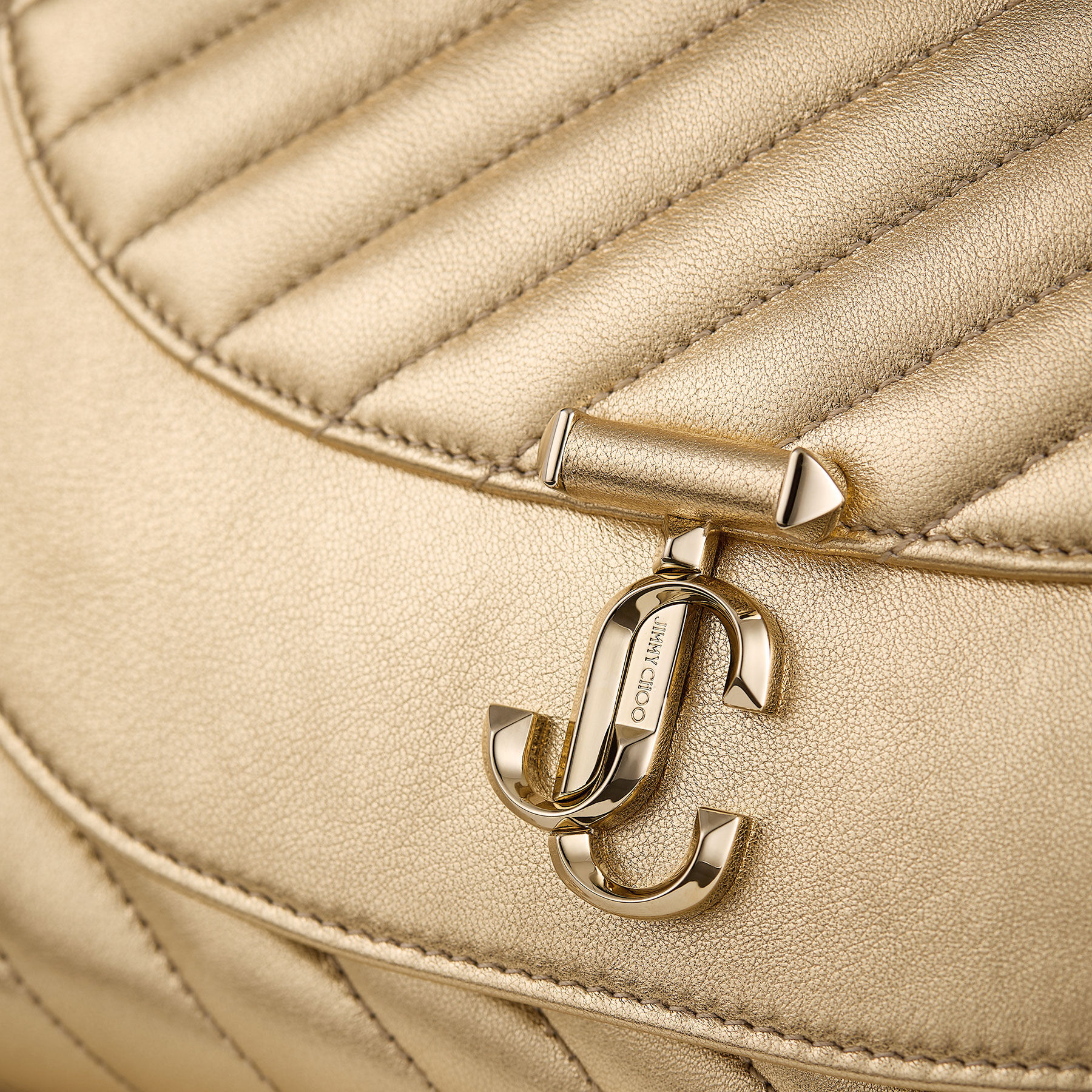 jimmy choo ファーチャーム JC スター タッセル チャーム |トープ カーフレザー・スター