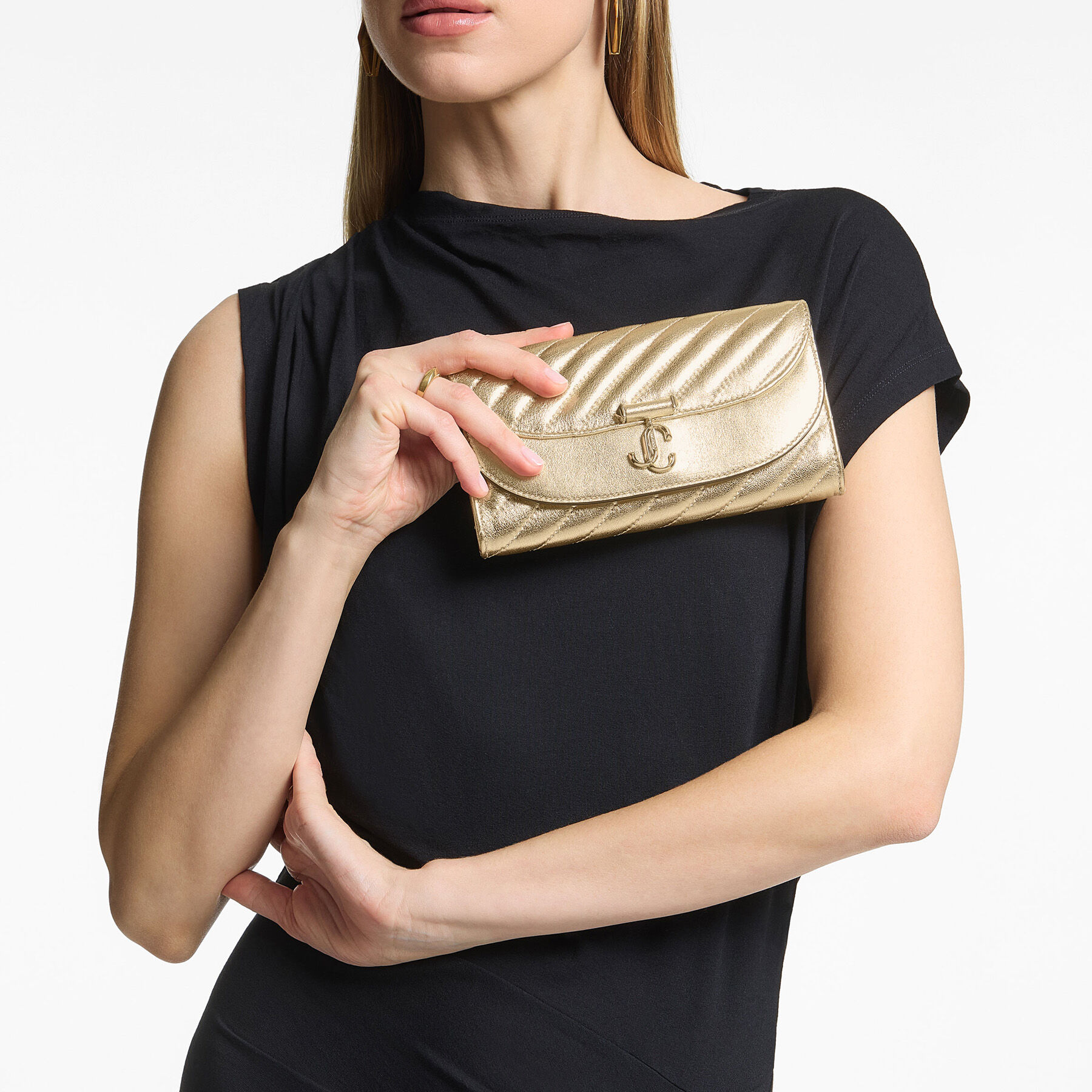 長財布 JIMMY CHOO JC LLIC NAPPA LEATHER CLUTCH AND CHAIN WALLET NWT Authentic JIMMY CHOO JC Leather Wallet On Chain