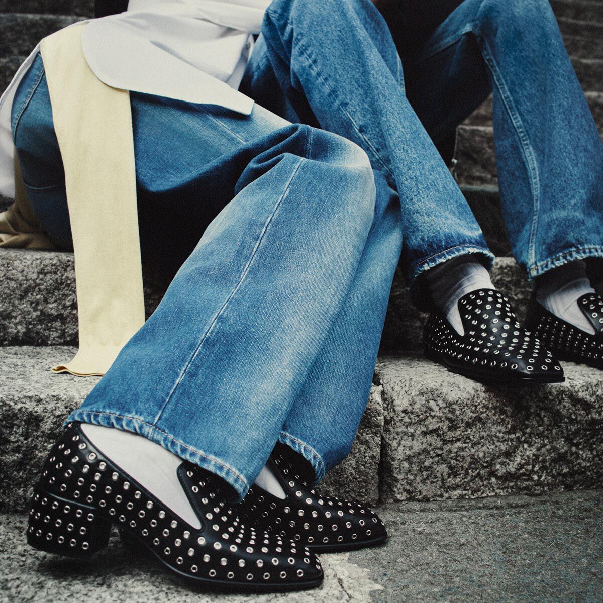 処分SALE‼️JIMMY CHOO ダウン　コート JIMMY CHOO(ジミーチュウ) スタッズ長財布J000095328001